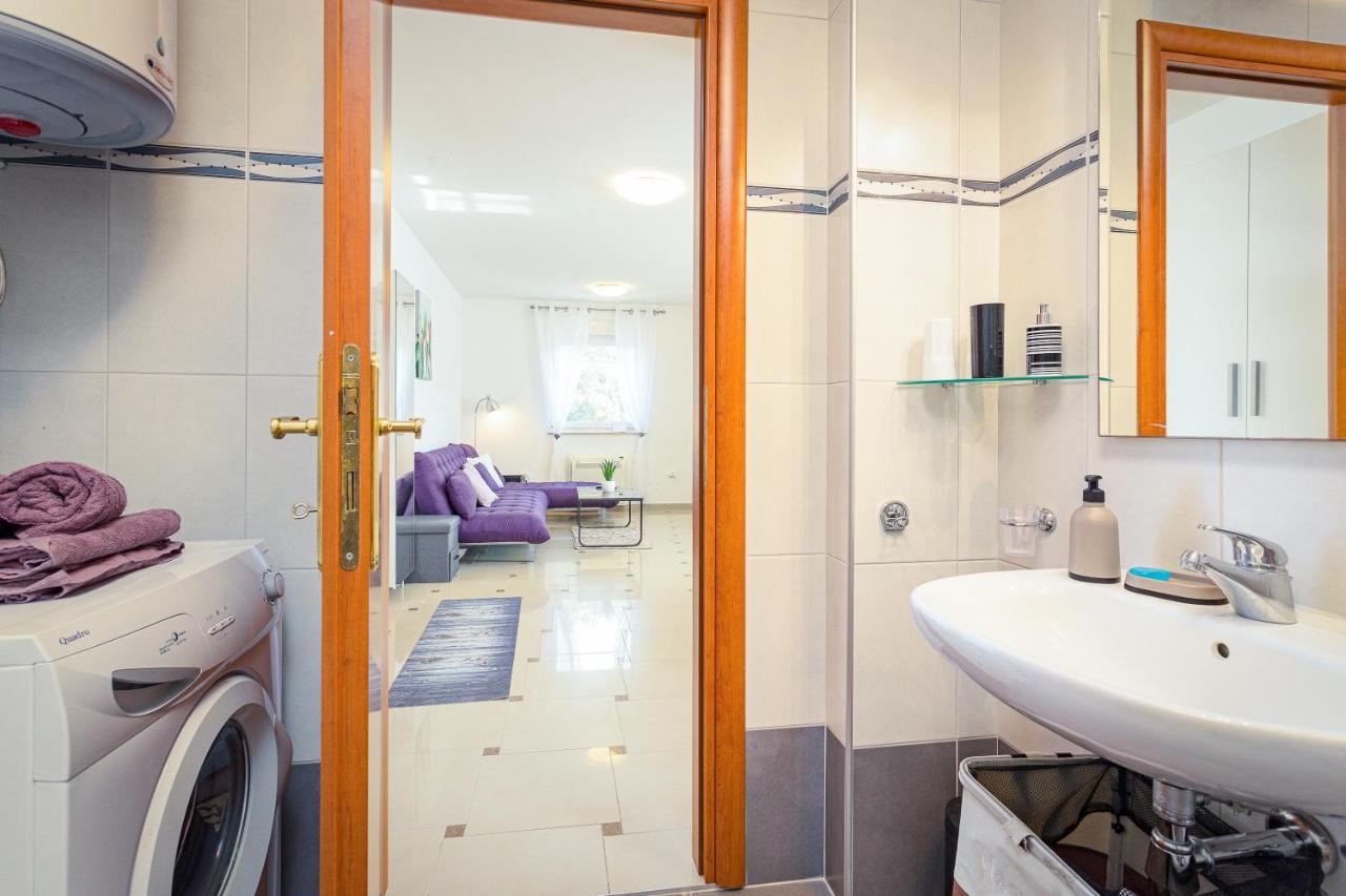 באניולה Seaside Apartment Lara מראה חיצוני תמונה