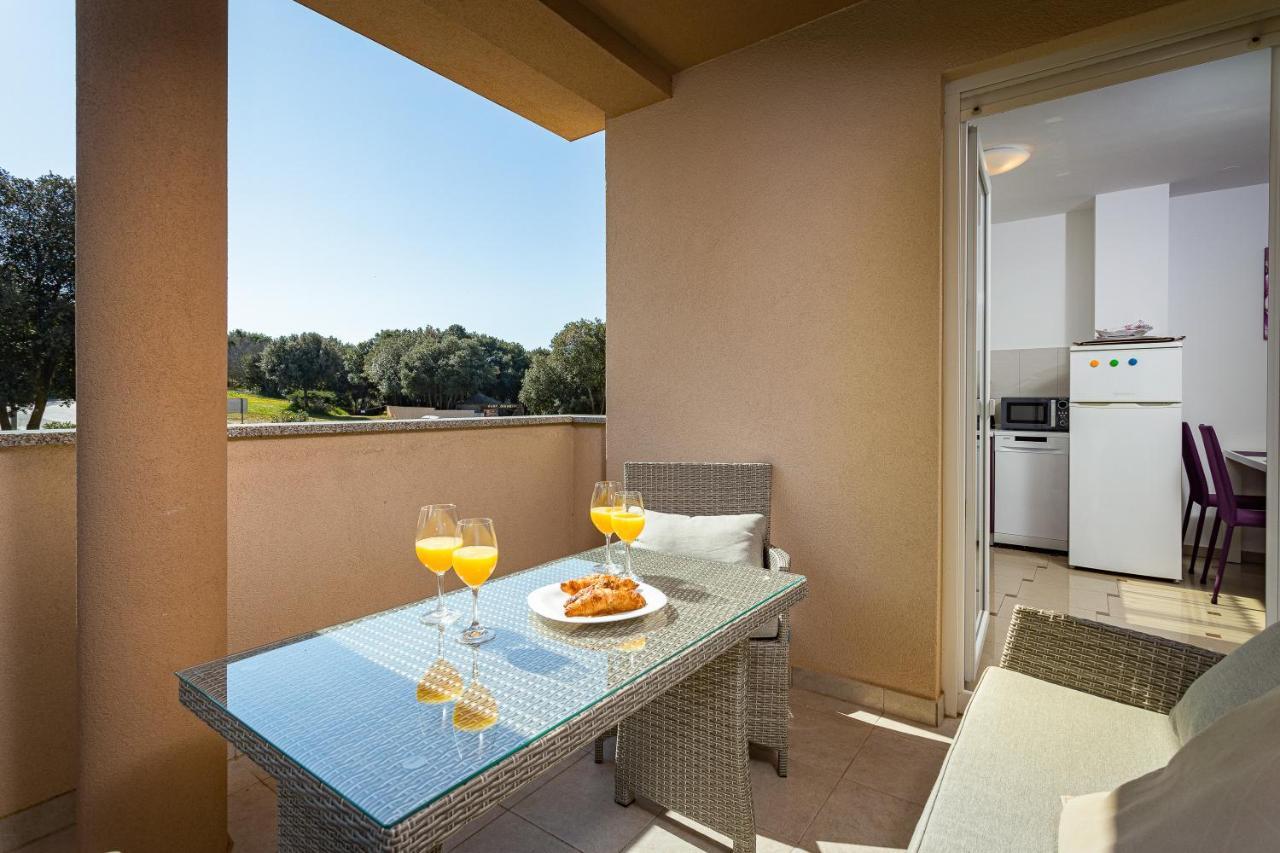 באניולה Seaside Apartment Lara מראה חיצוני תמונה