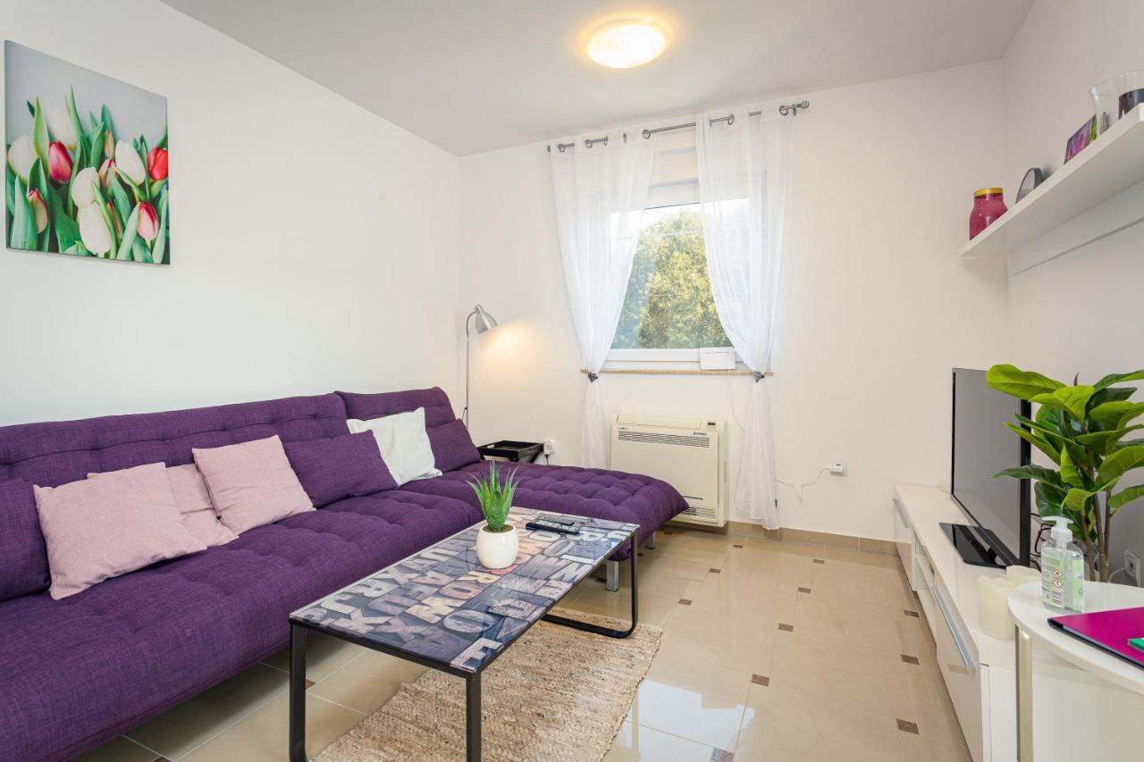 באניולה Seaside Apartment Lara מראה חיצוני תמונה